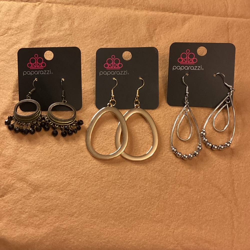 NWT paparazzi Earring bundle (3pairs)